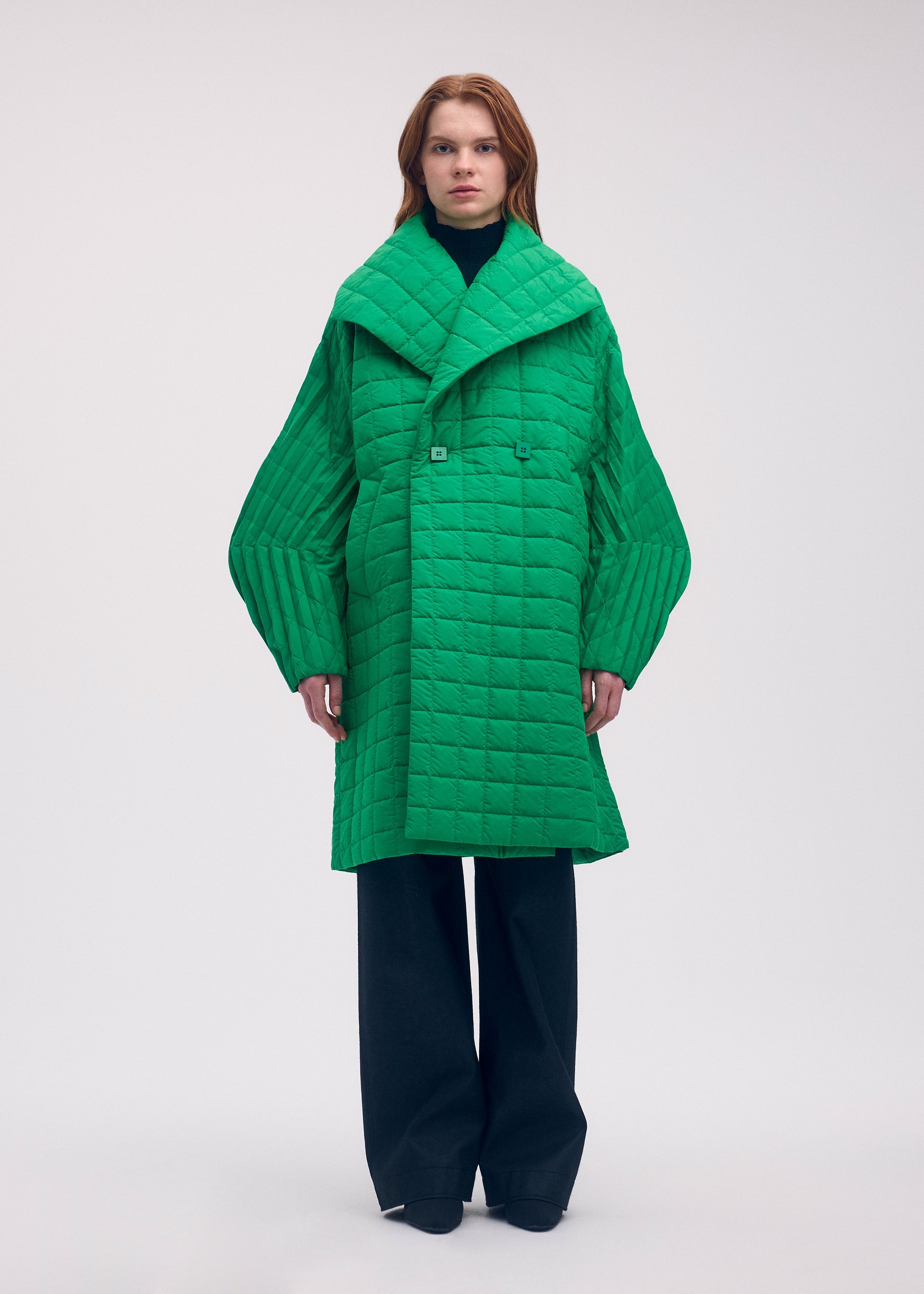 ISSEY MIYAKE Coats – The official ISSEY MIYAKE ONLINE STORE