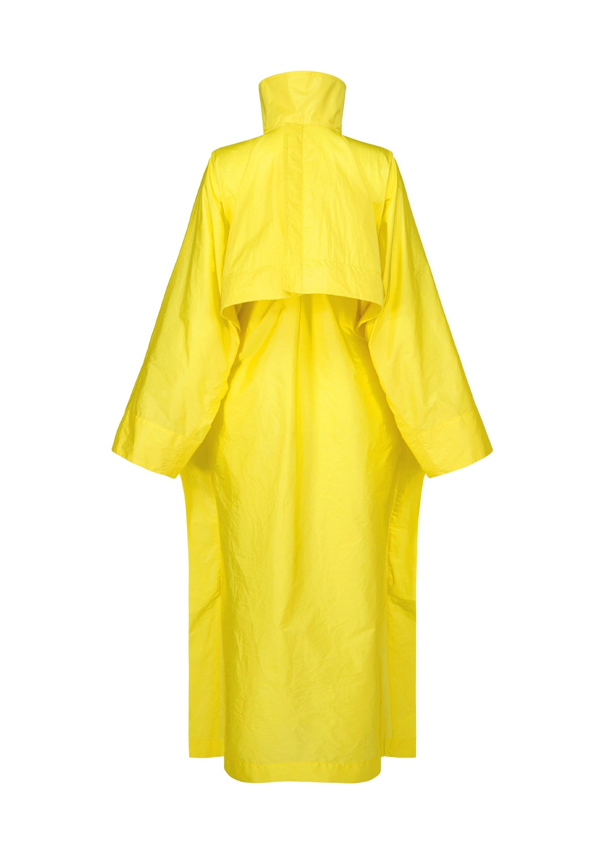 A detail shot of the ISSEY MIYAKE AERIAL STEEL clothing.