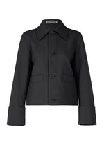 A product shot of the ISSEY MIYAKE GYPSUM jacket in black (15).
