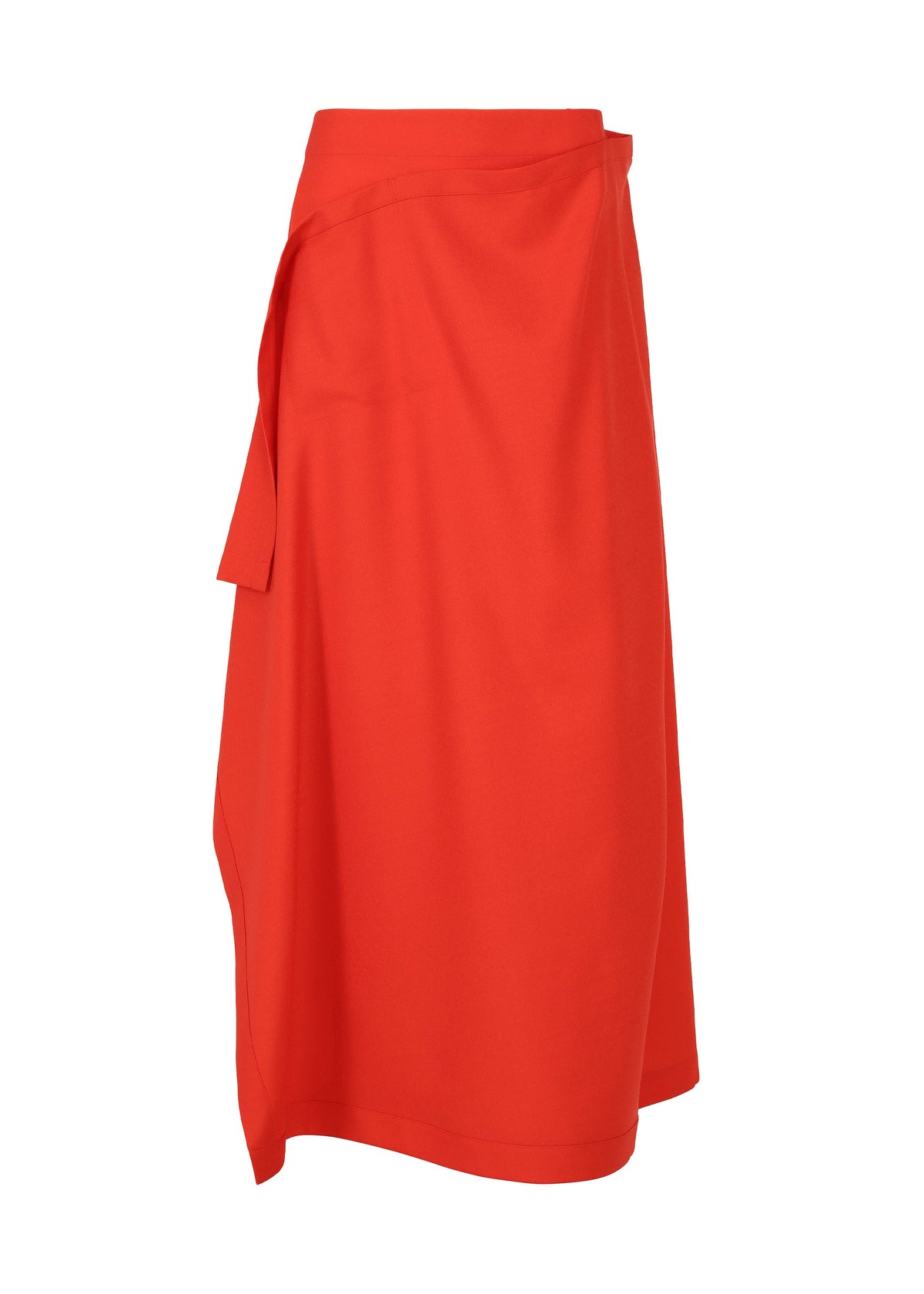 A product shot of the ISSEY MIYAKE UNI FORM (WOOL) skirt in red (24).