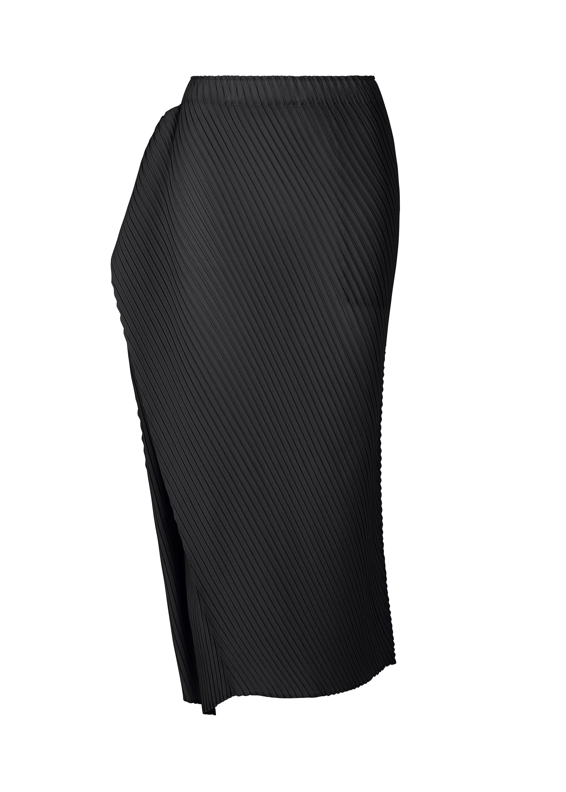 ISSEY MIYAKE SKIRTS – The official ISSEY MIYAKE ONLINE STORE