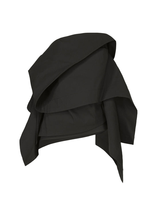 A product shot of the ISSEY MIYAKE COLLAPSING SCULPTURE shirt in black (15).