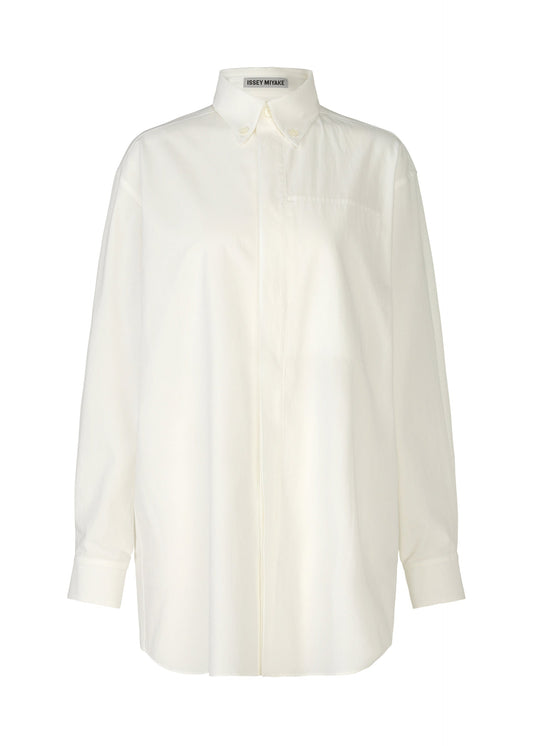A product shot of the ISSEY MIYAKE ODD SHIRT shirt in white (01).