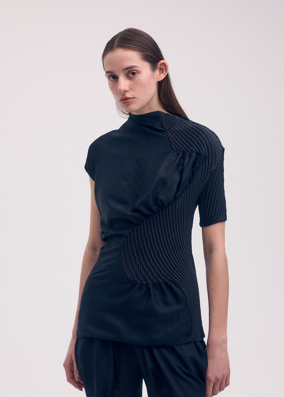 KNIT (CONTOUR) PLEATS Top Black