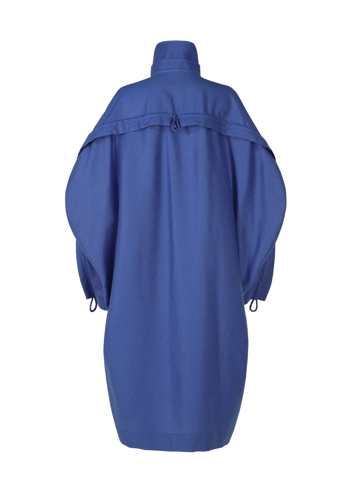 A detail shot of the ISSEY MIYAKE HANG OR CARRY coat.