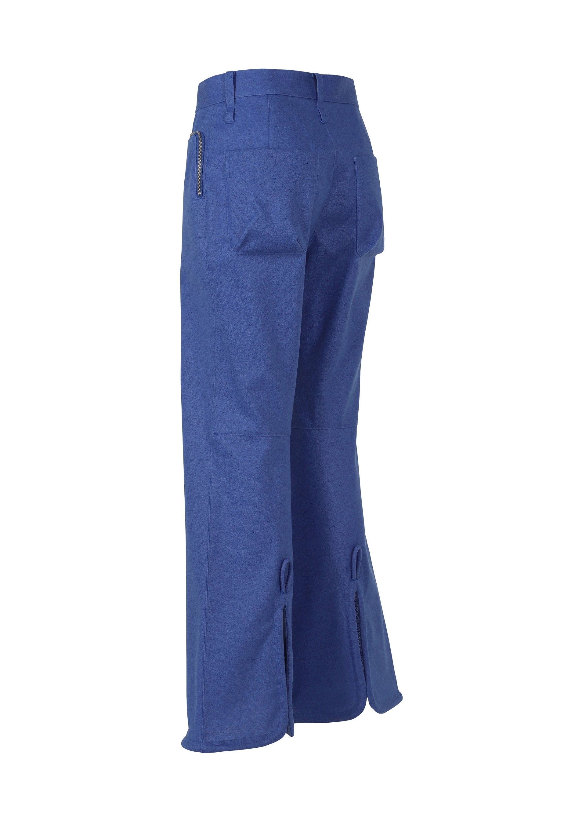 A detail shot of the ISSEY MIYAKE HANG OR CARRY trousers.
