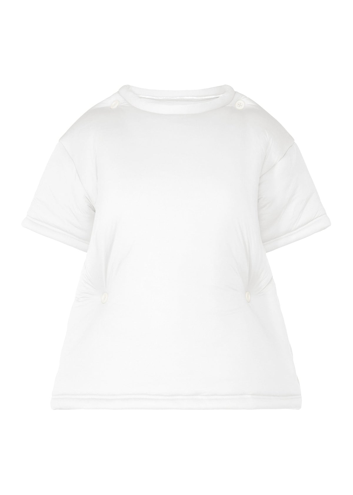 A product shot of the ISSEY MIYAKE PUMPED T top in white (01).