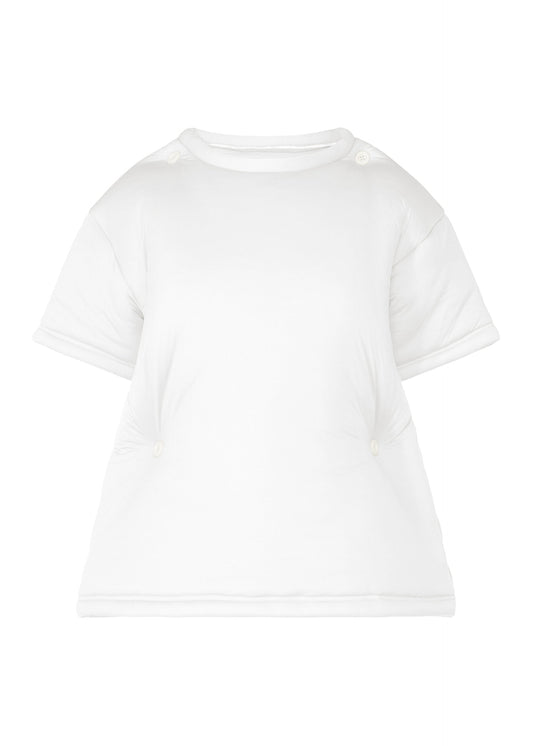 A product shot of the ISSEY MIYAKE PUMPED T top in white (01).