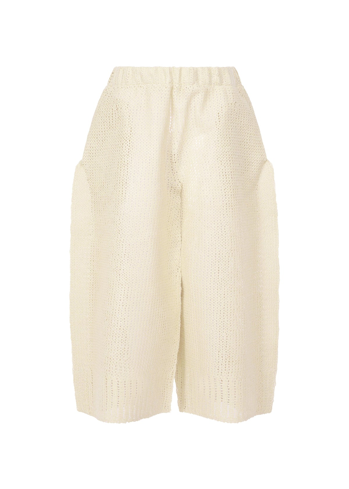 A product shot of the ISSEY MIYAKE PANINI trousers in white (01).