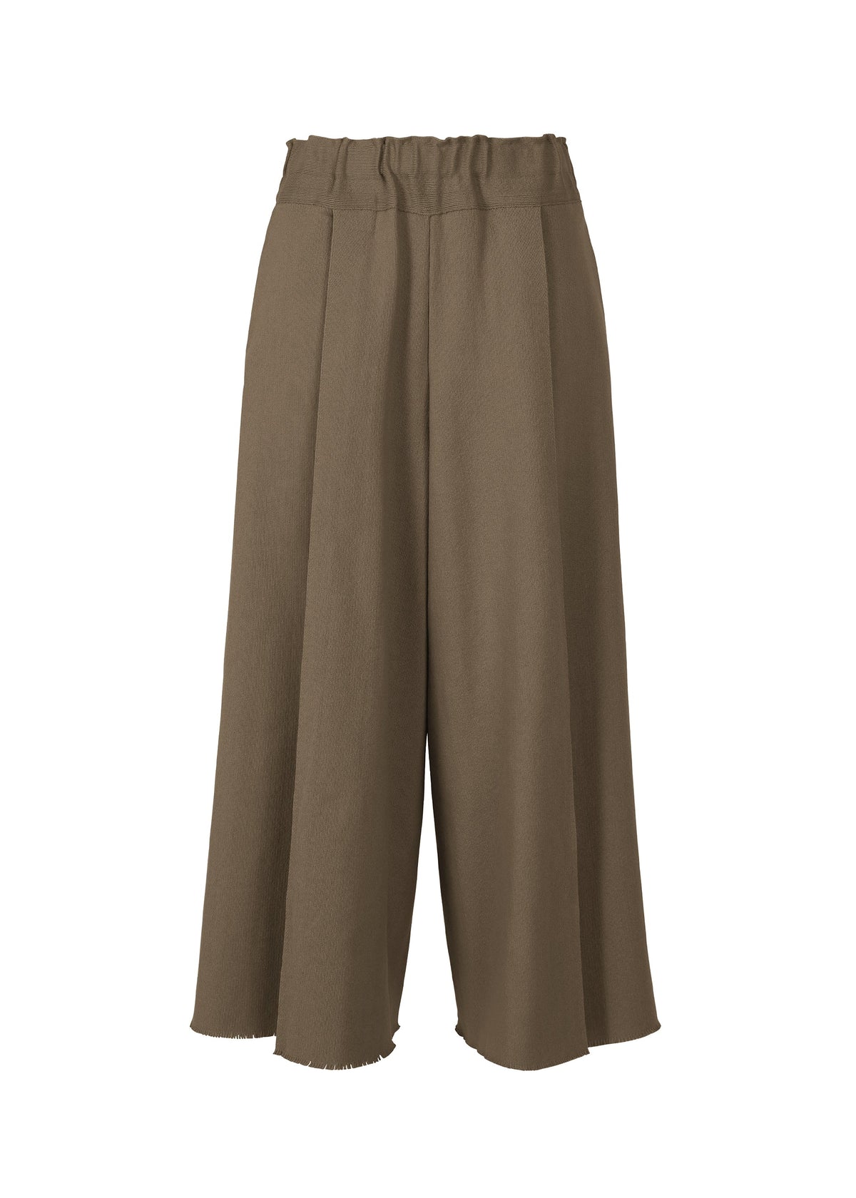 A product shot of the ISSEY MIYAKE CAMPAGNE trousers in khaki (65).