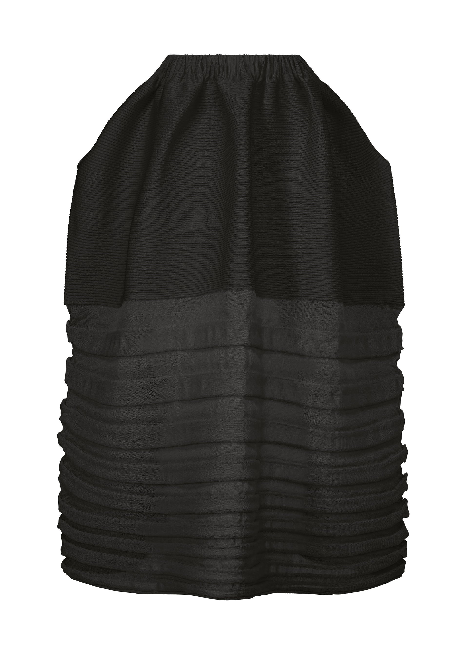 A product shot of the ISSEY MIYAKE MOVING KNIT clothing in black (15).