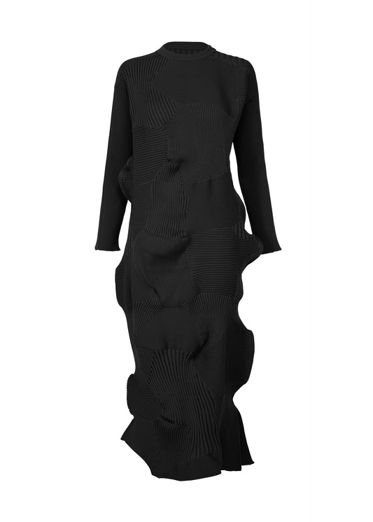 A product shot of the ISSEY MIYAKE KONE KONE dress in black (15).