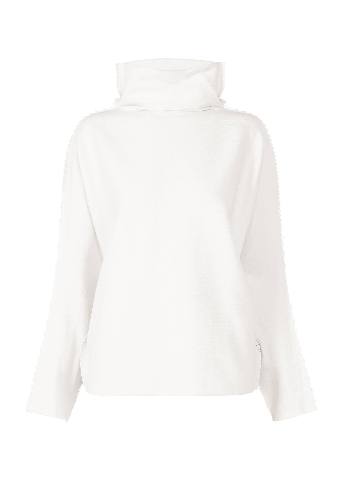 A product shot of the ISSEY MIYAKE CAMPAGNE top in white (01).