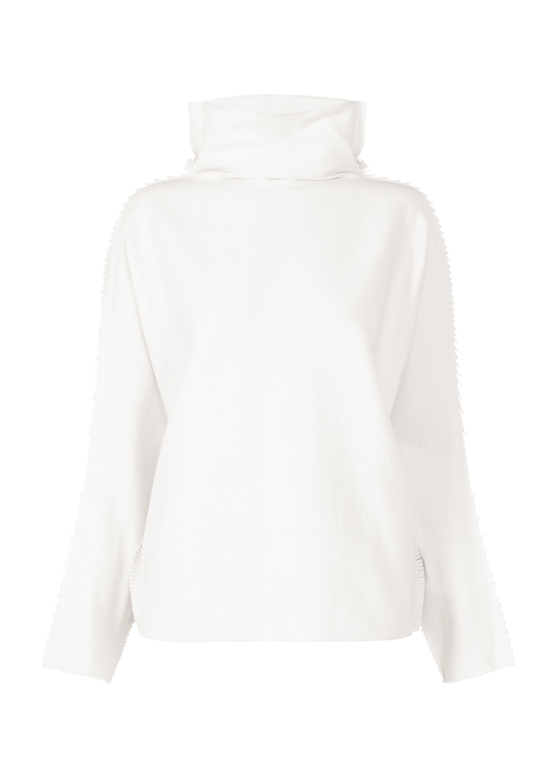 A product shot of the ISSEY MIYAKE CAMPAGNE top in white (01).