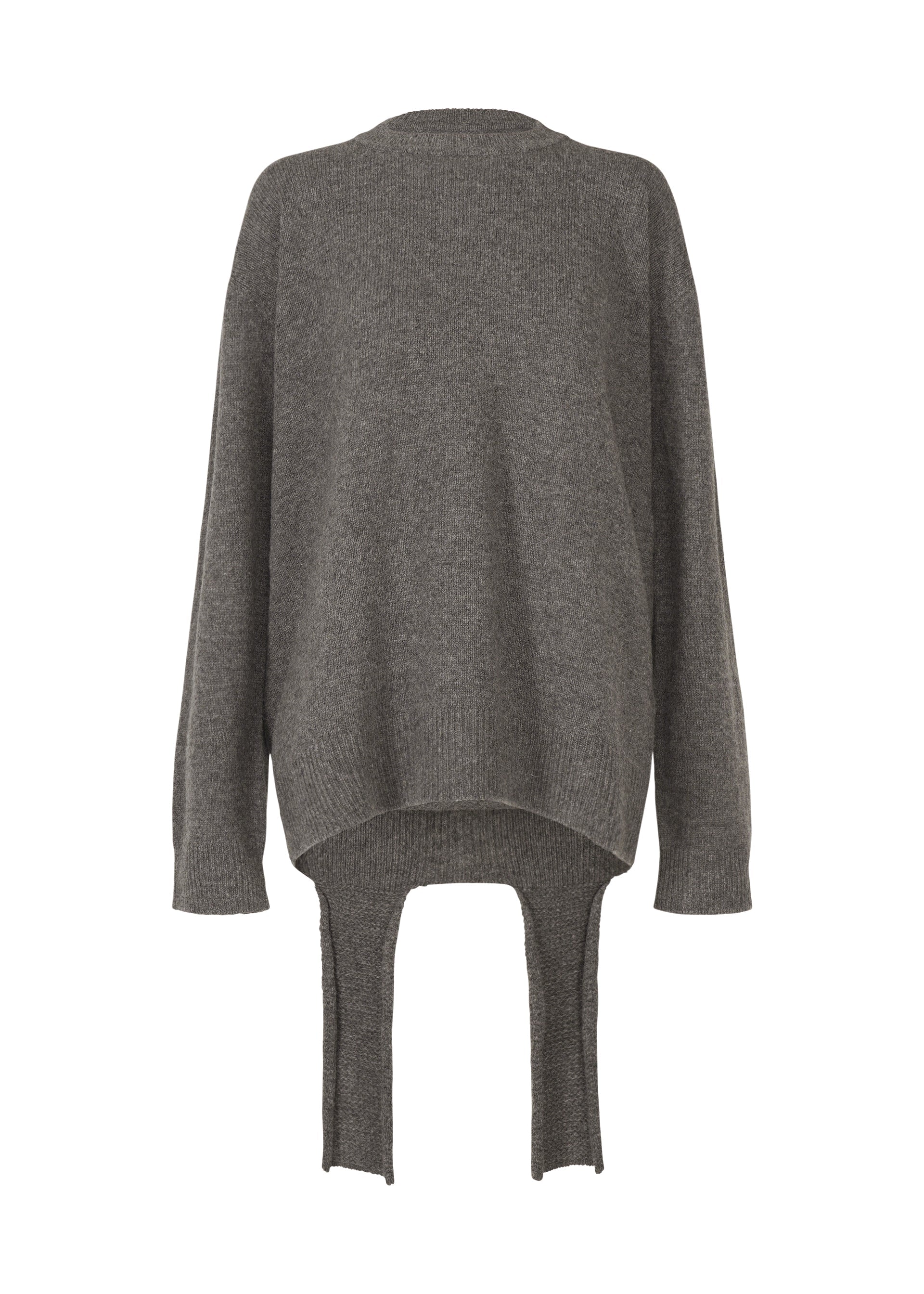 A product shot of the ISSEY MIYAKE BACKPACK KNIT top in charcoal (14).