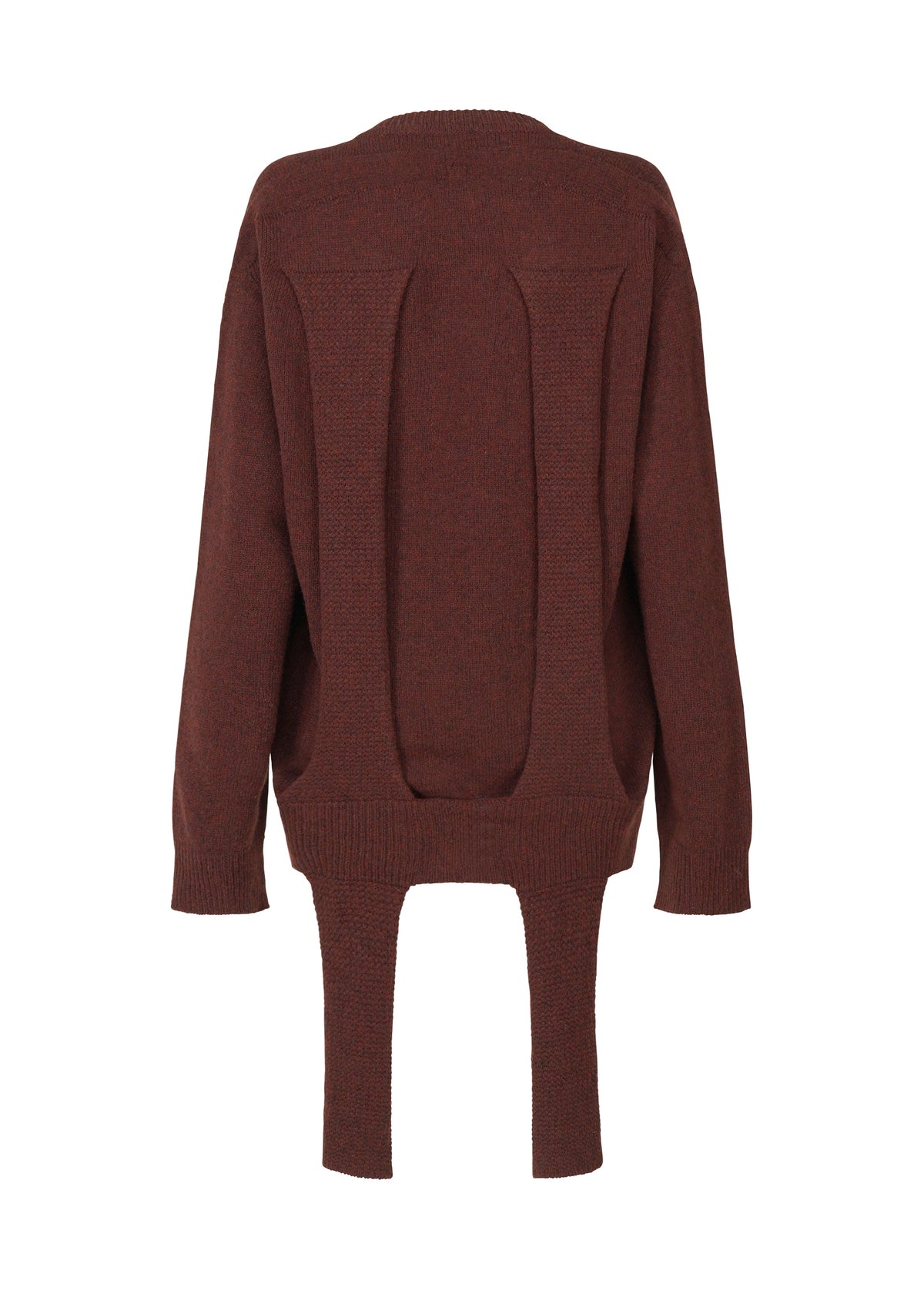 A detail shot of the ISSEY MIYAKE BACKPACK KNIT top.