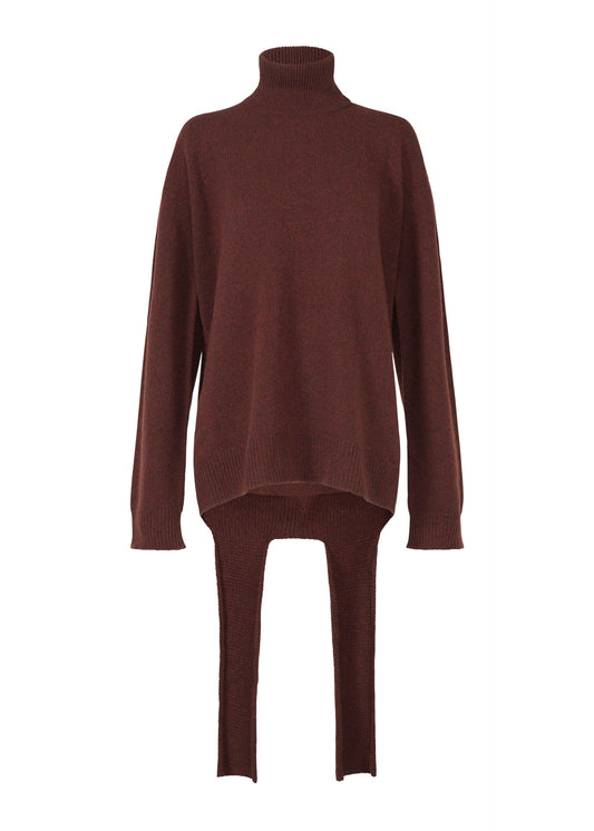 A product shot of the ISSEY MIYAKE BACKPACK KNIT top in dark brown (45).