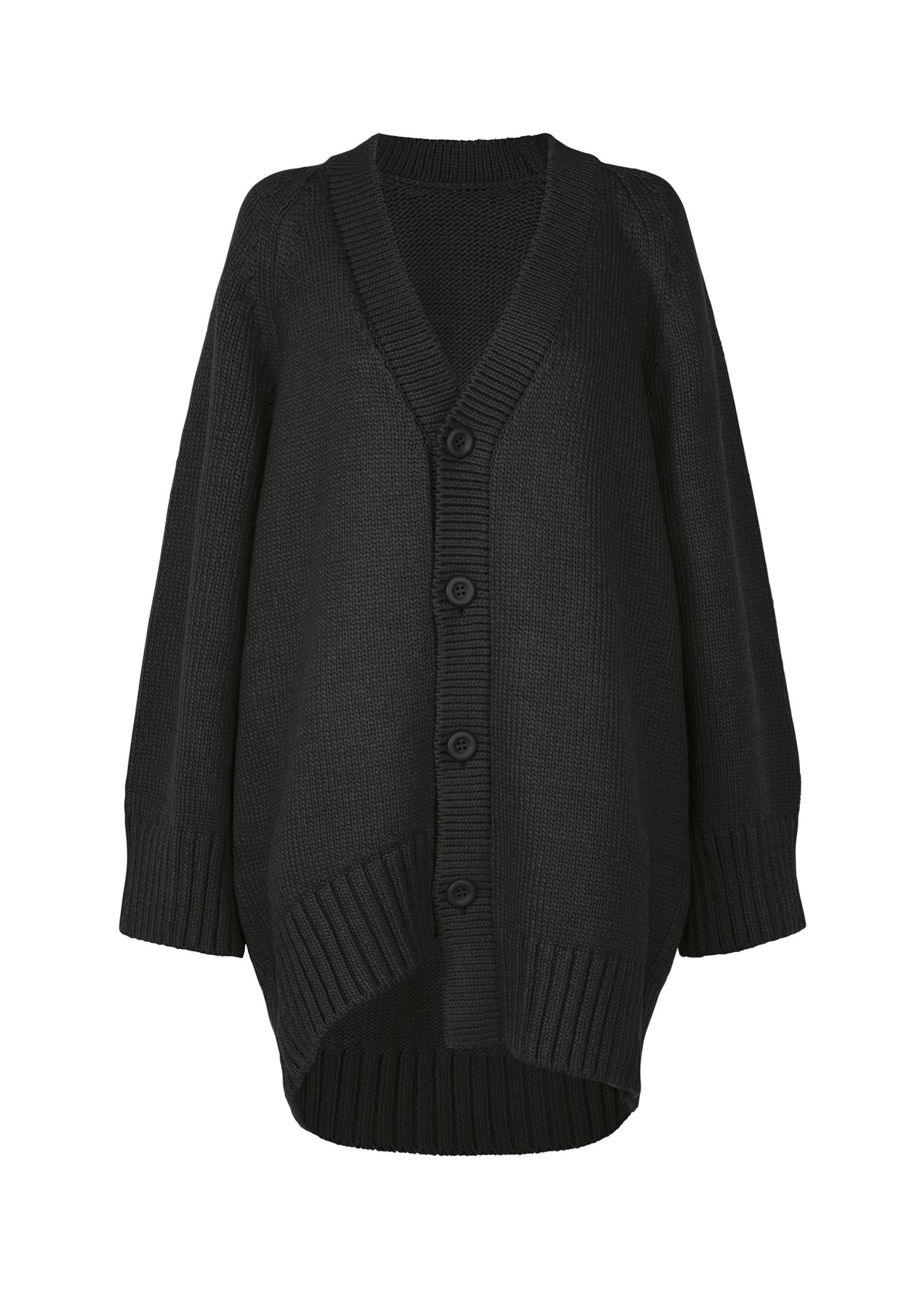 A product shot of the ISSEY MIYAKE BREEZE KNIT cardigan in black (15).