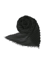 A product shot of the ISSEY MIYAKE FEATHER RAMIE PLEATS STOLE accessories in black (15).