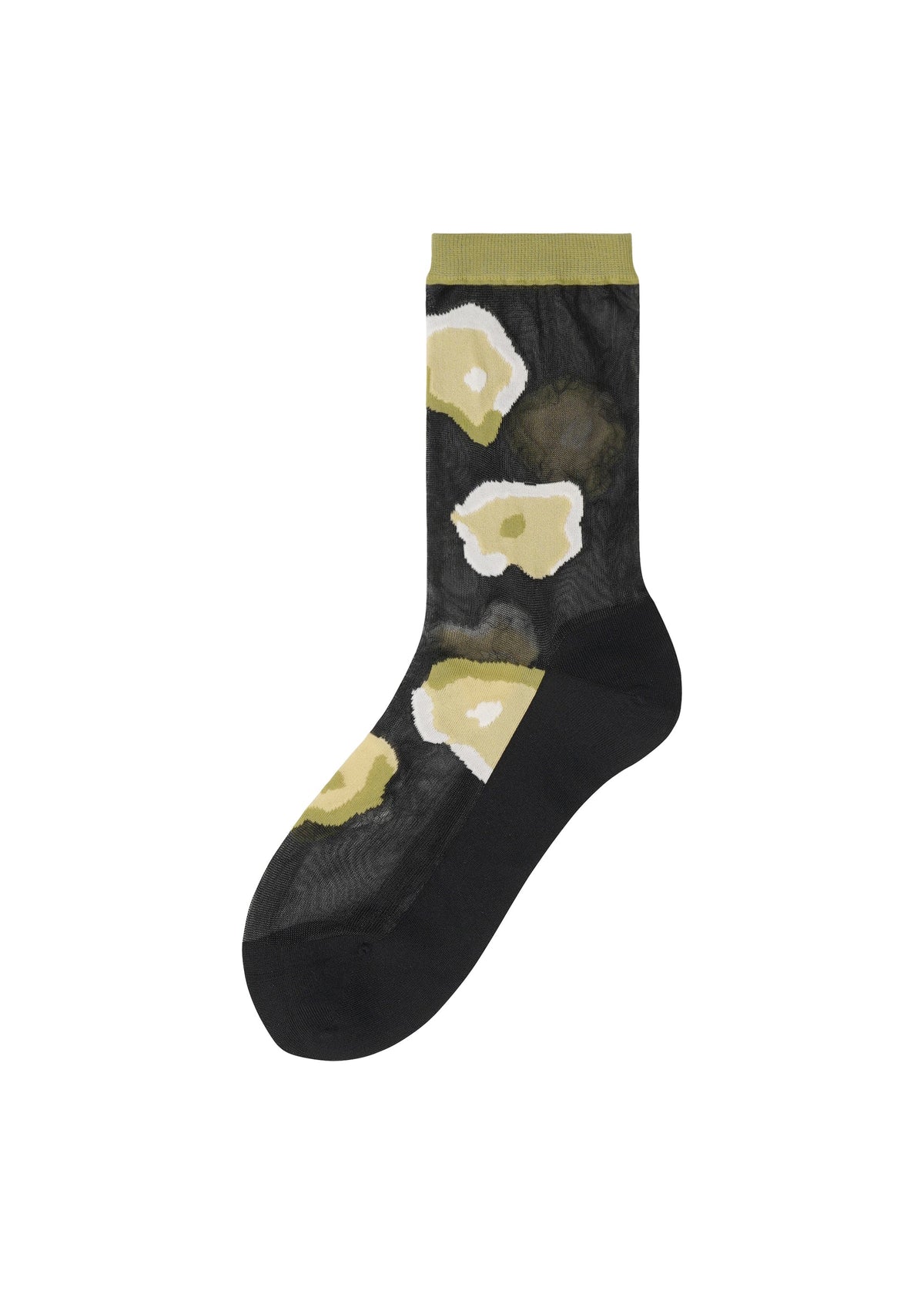 A product shot of the ISSEY MIYAKE VERVE SOCKS socks in black-hued (17).