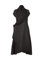 A product shot of the ISSEY MIYAKE CIRCLE PLEATS PB vest in black (15).