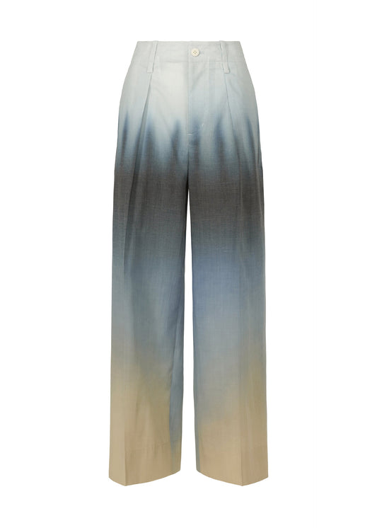A product shot of the ISSEY MIYAKE PLUMAGE trousers in starling.