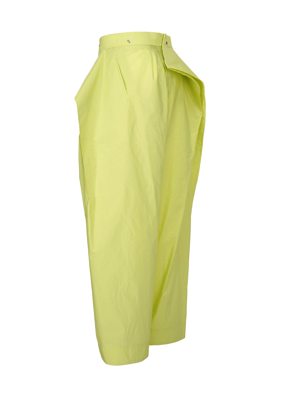A detail shot of the ISSEY MIYAKE AKIMBO clothing.