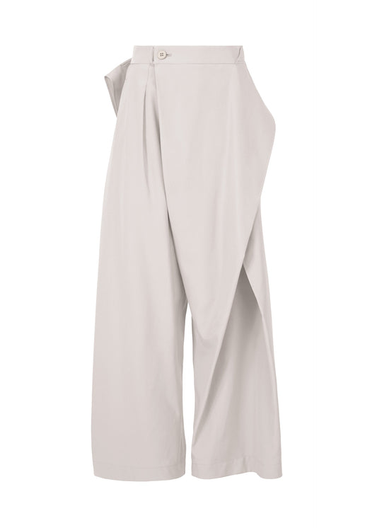 A product shot of the ISSEY MIYAKE FLUTTERING PANTS trousers in light grey (11).