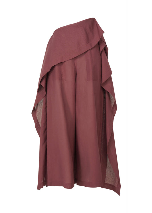 A product shot of the ISSEY MIYAKE ALL SQUARES trousers in burgundy (85).