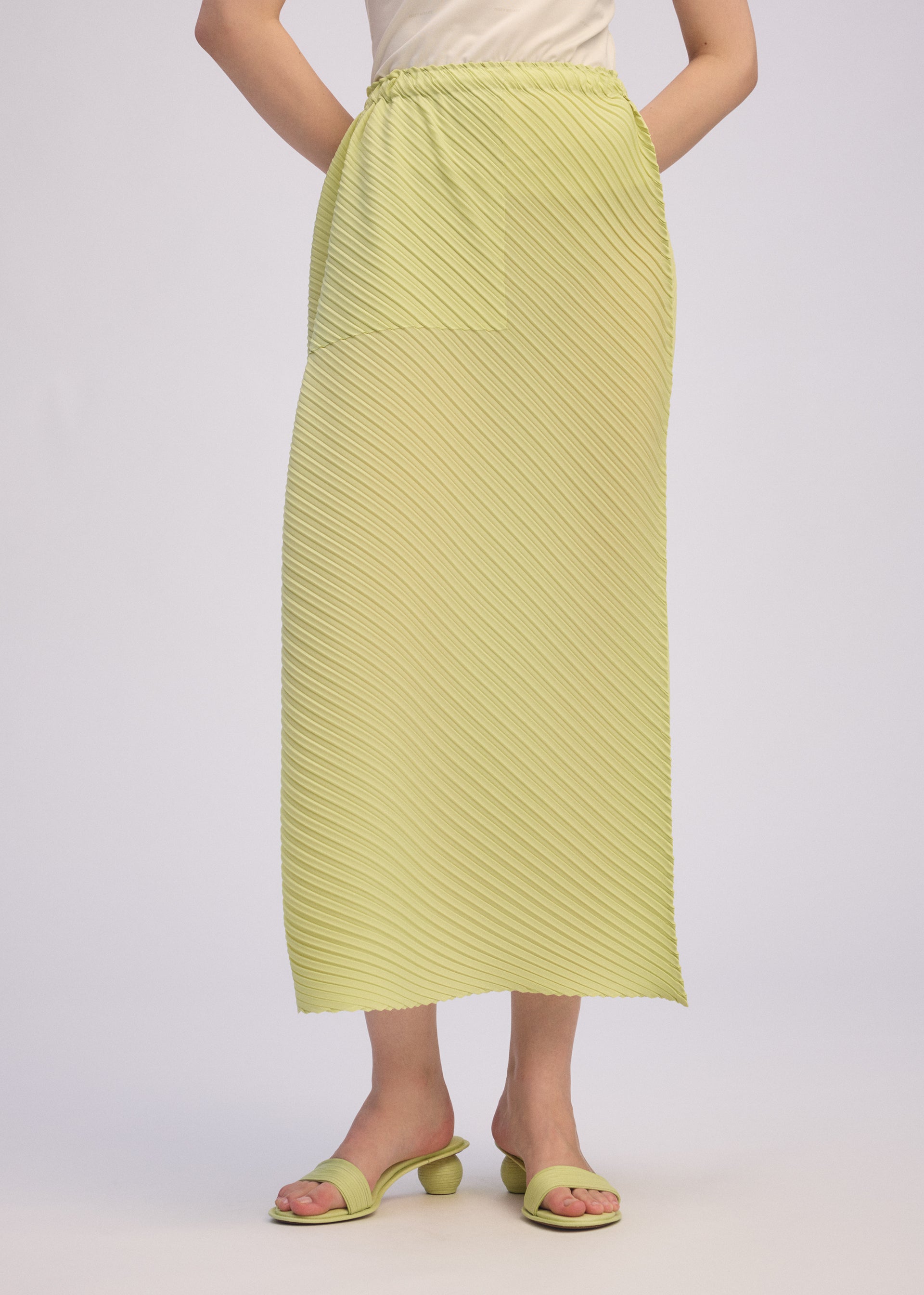 PLASTER PLEATS SOLID Skirt Dark Brown