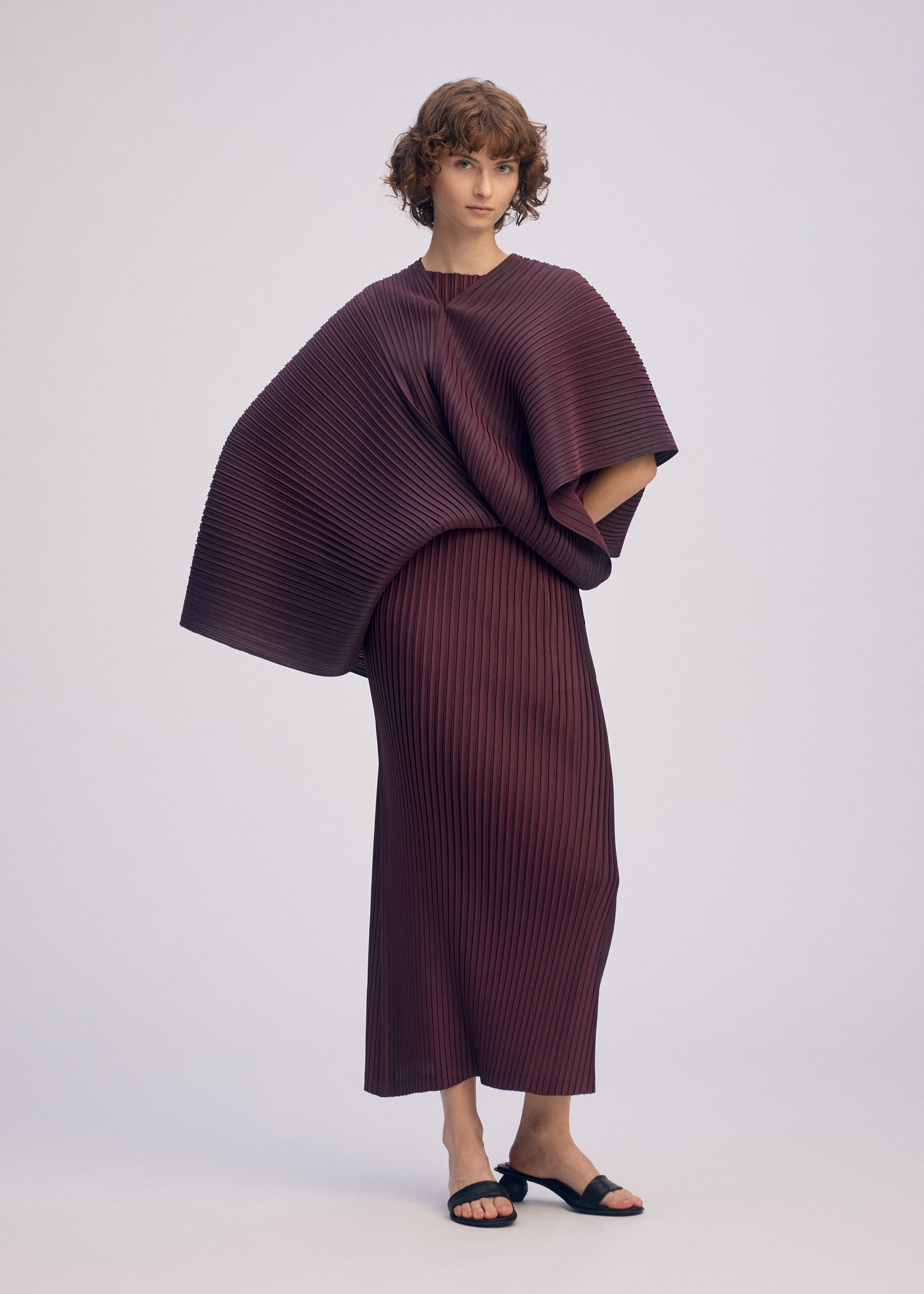 PLEATED ON PLEATS Dress Light Grey
