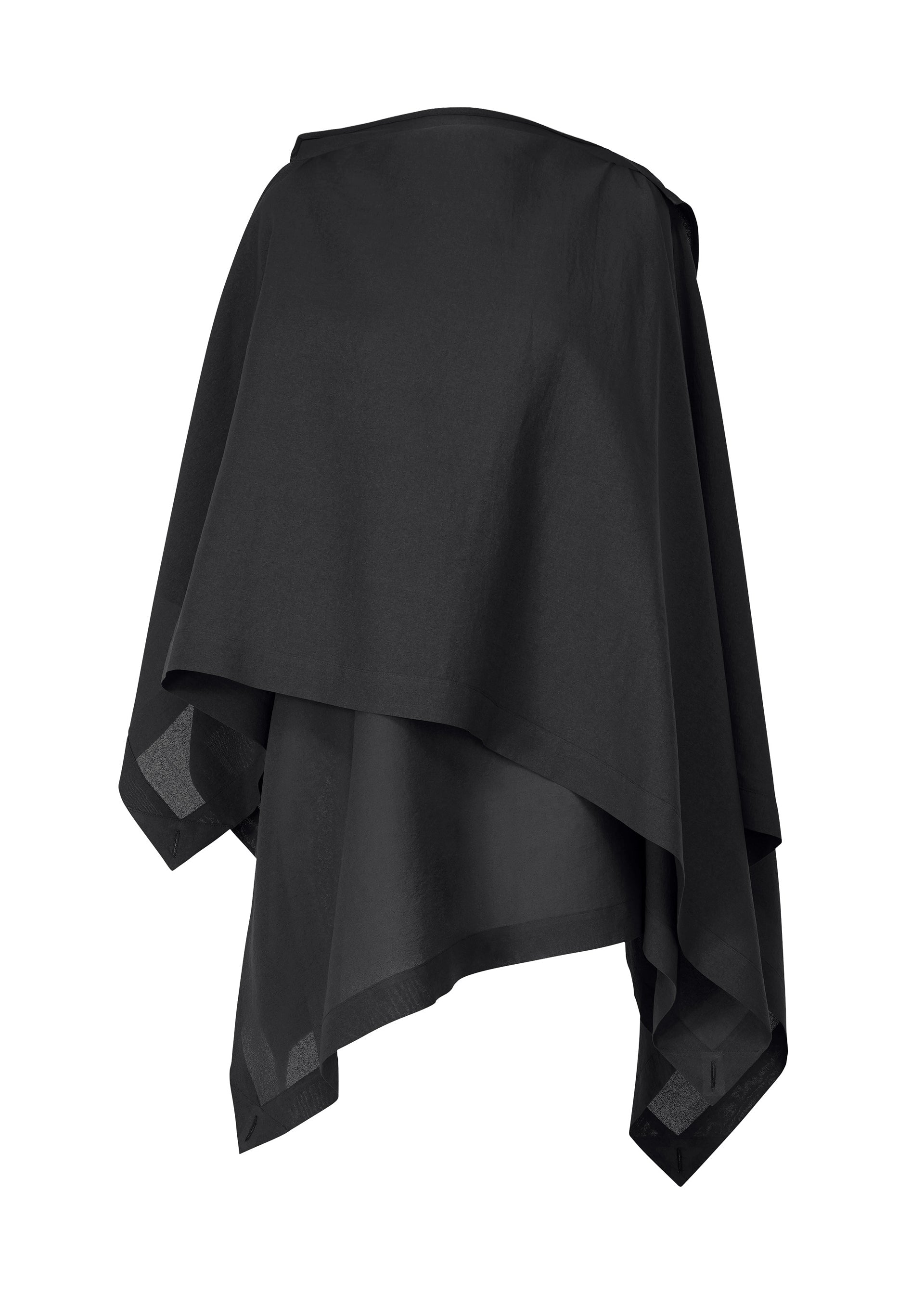 A product shot of the ISSEY MIYAKE ALL SQUARES in black (15).