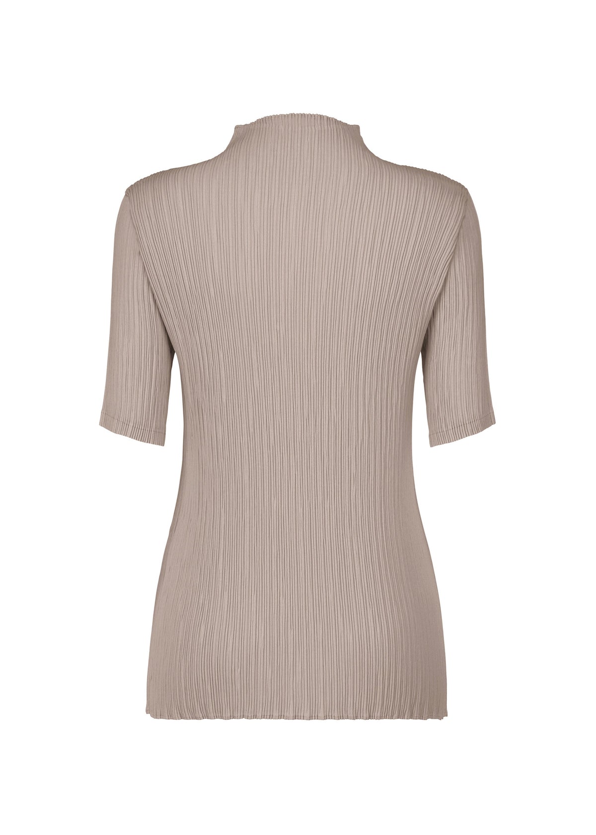 A detail shot of the ISSEY MIYAKE HATCHING PLEATS shirt.