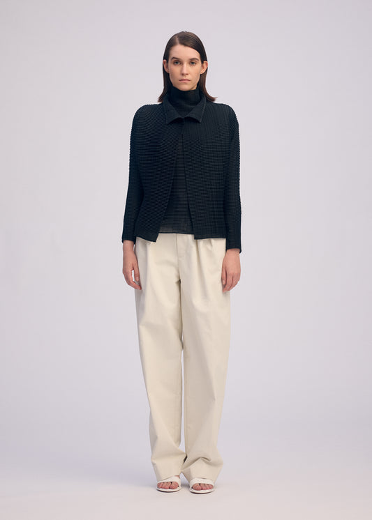 WOOLY PLEATS BK/WT-66 Cardigan White