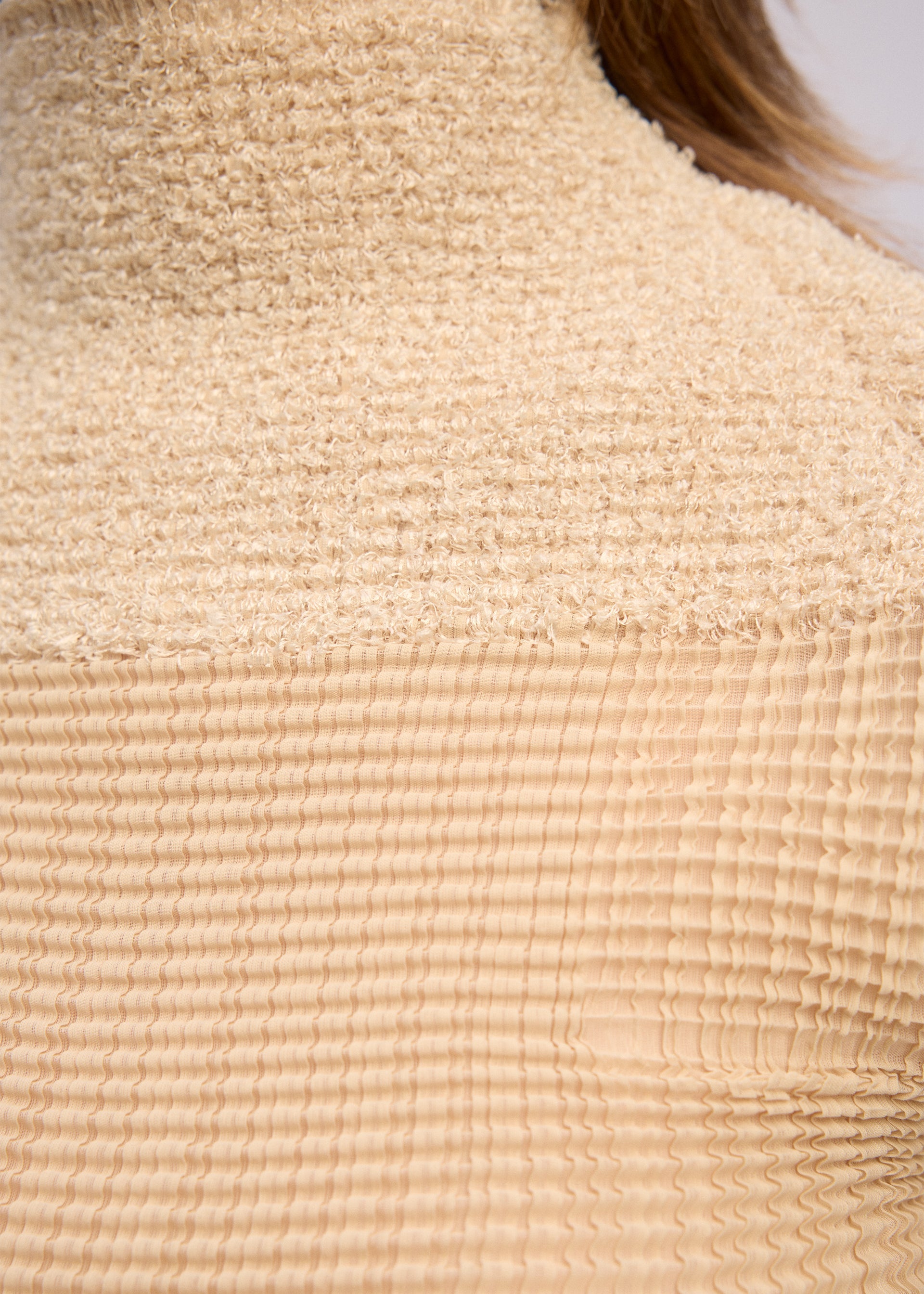 SHEER FUZZY PLEATS High neckline Top Egg Beige – The official