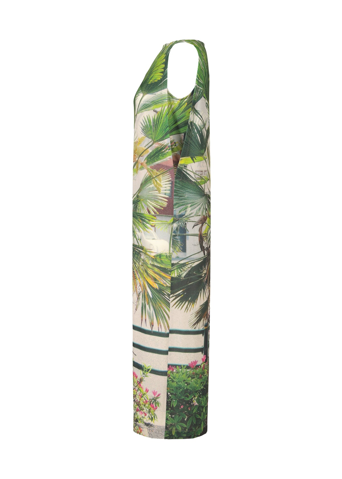 A detail shot of the ISSEY MIYAKE URBAN JUNGLE JERSEY dress.