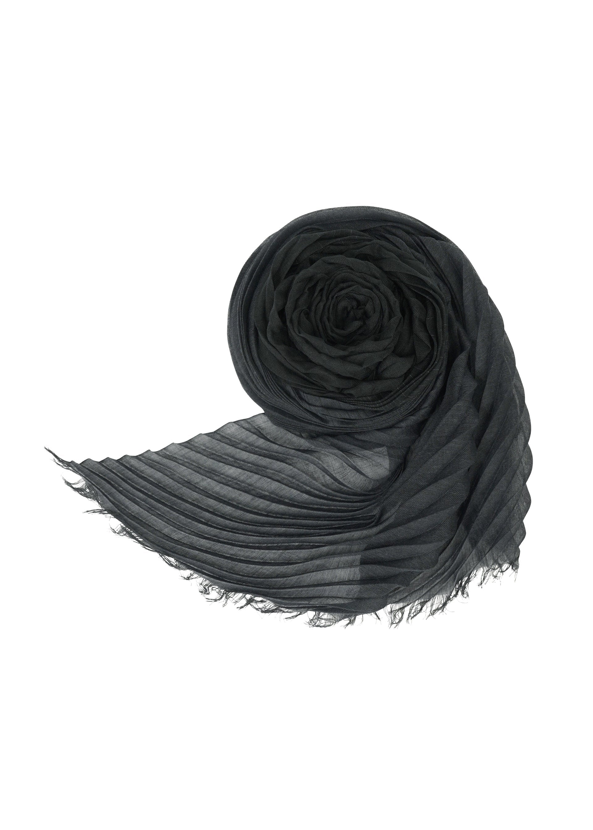 ISSEY MIYAKE Scarves – The official ISSEY MIYAKE ONLINE STORE