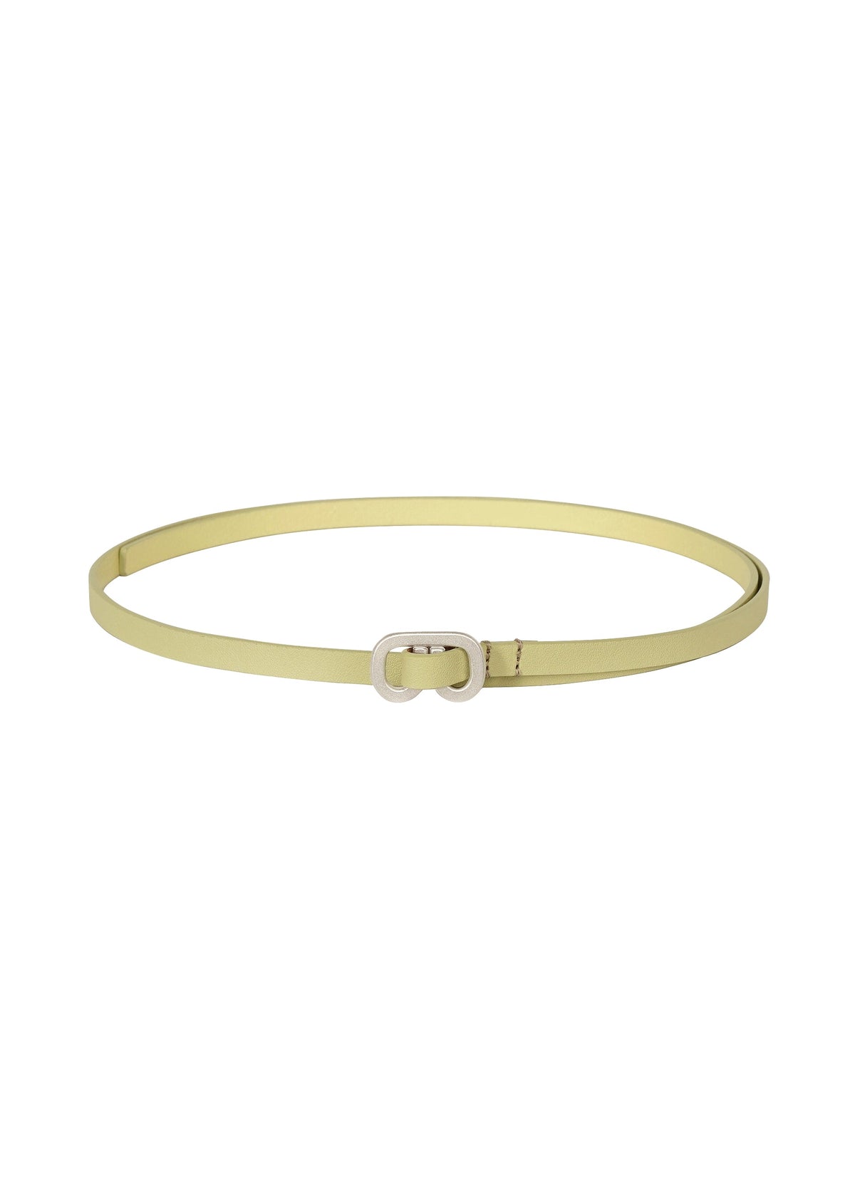 A product shot of the ISSEY MIYAKE SOLID LEATHER BELT belt in dull cream.