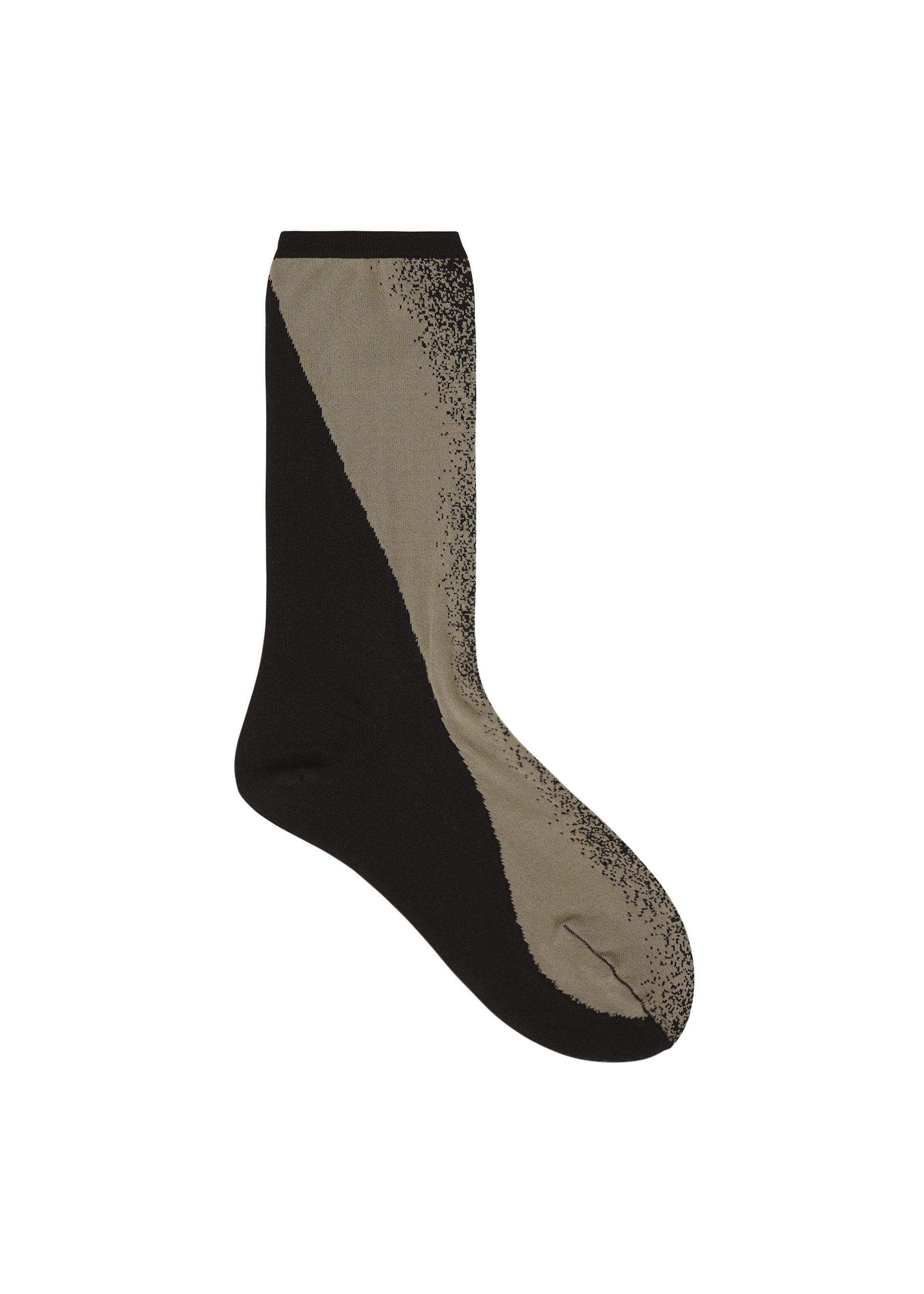 Buy ISSEY MIYAKE Socks – The official ISSEY MIYAKE ONLINE STORE