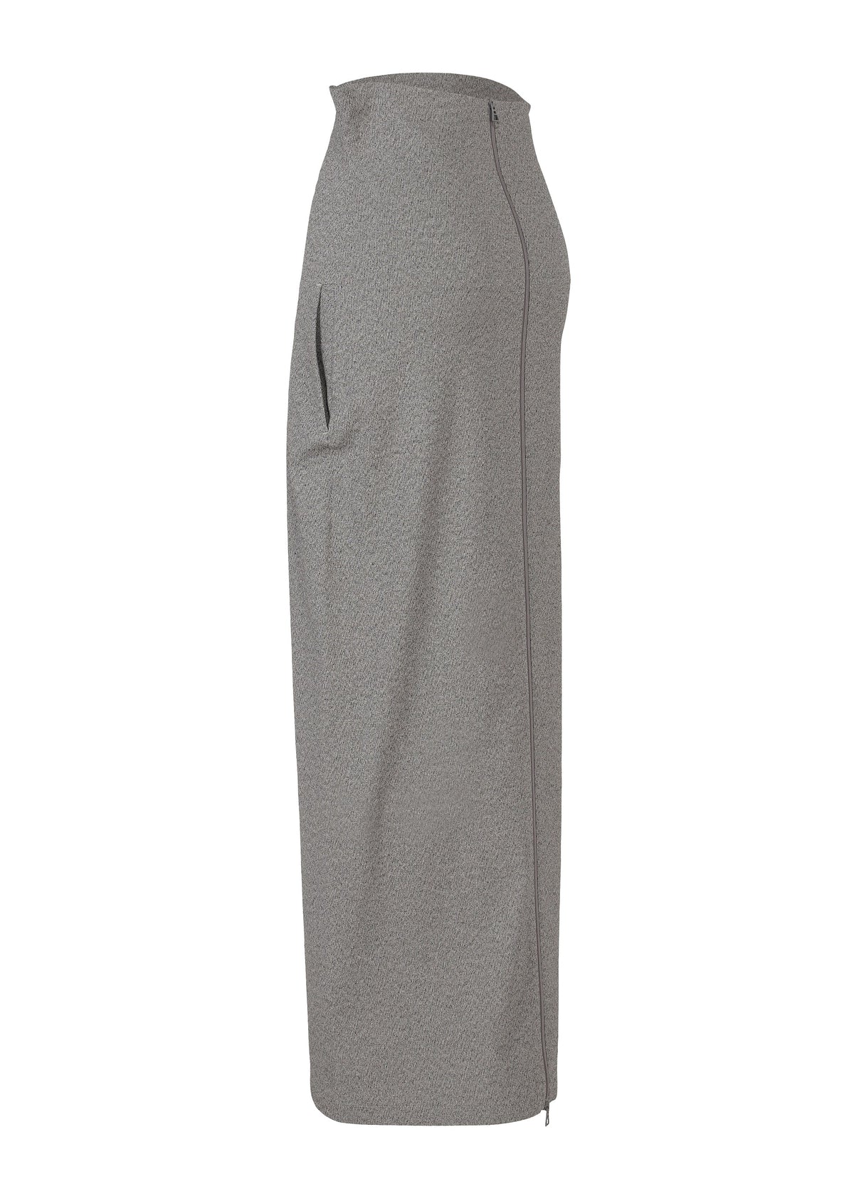 A detail shot of the ISSEY MIYAKE ALLOW skirt.