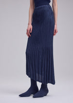 UNFURLING PLEATS Skirt Dark Navy