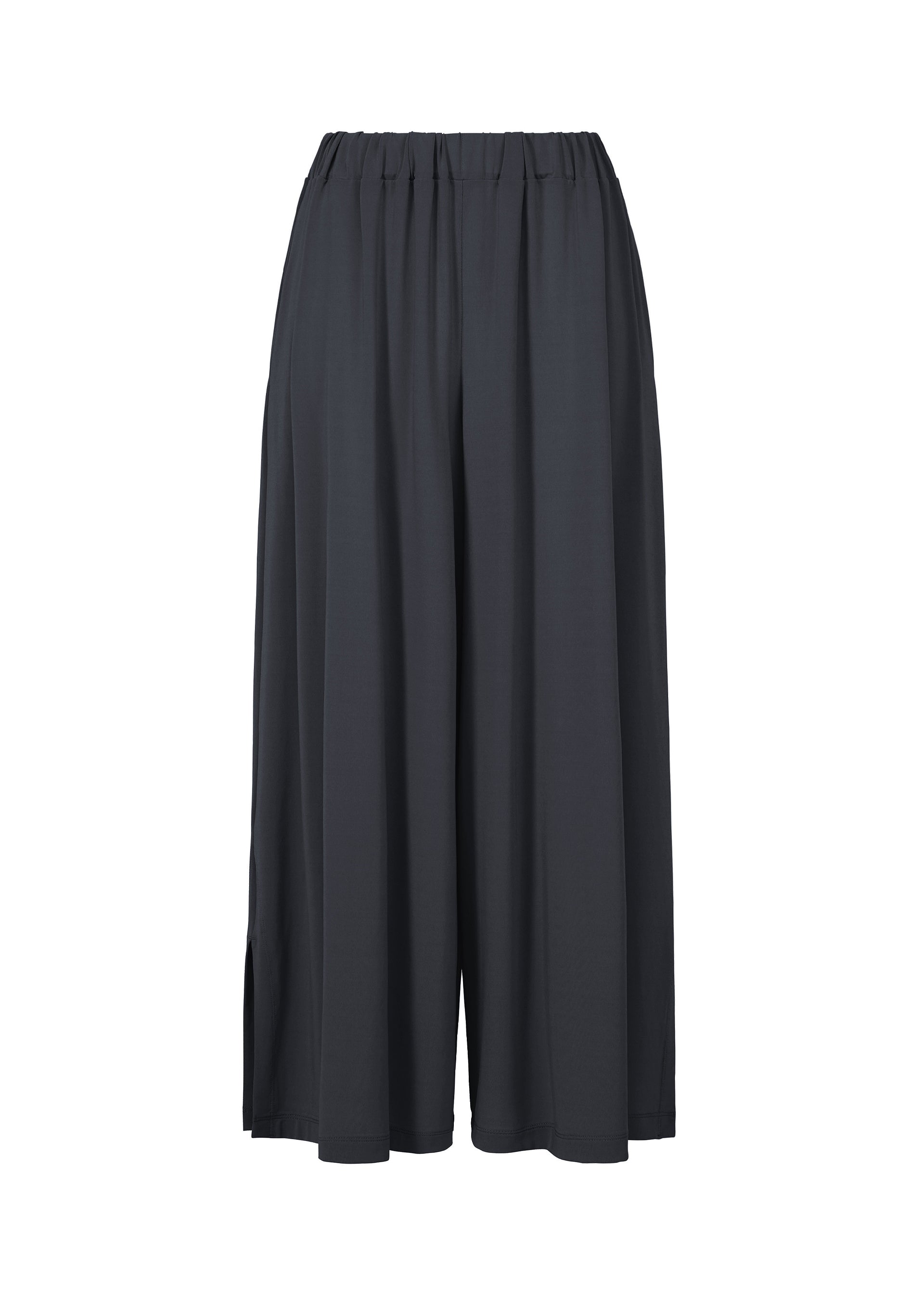 A product shot of the ISSEY MIYAKE DRAPE JERSEY-68 trousers in dark navy.