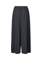 A detail shot of the ISSEY MIYAKE DRAPE JERSEY-68 trousers.