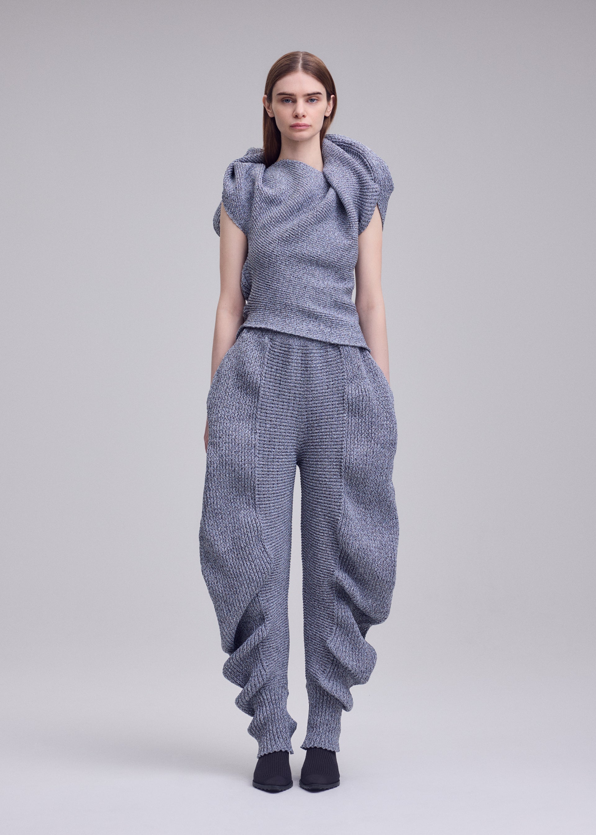 FOUND STONE Trousers Black