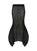 A product shot of the ISSEY MIYAKE PANINI PULLED skirt in black.