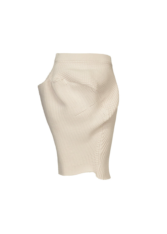 A product shot of the ISSEY MIYAKE FOUND STONE skirt in off-white.