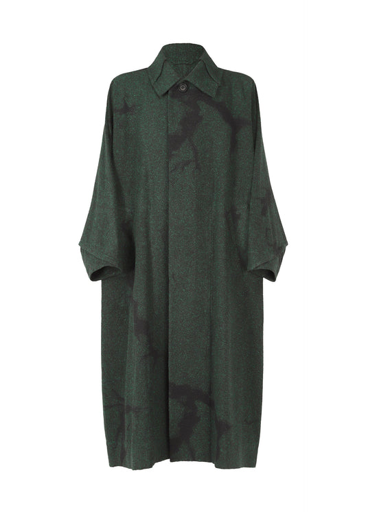 A product shot of the IM MEN SOMEWHERE coat in green (62).