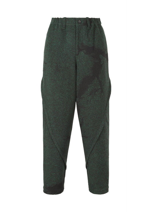 A product shot of the IM MEN SOMEWHERE trousers in green (62).