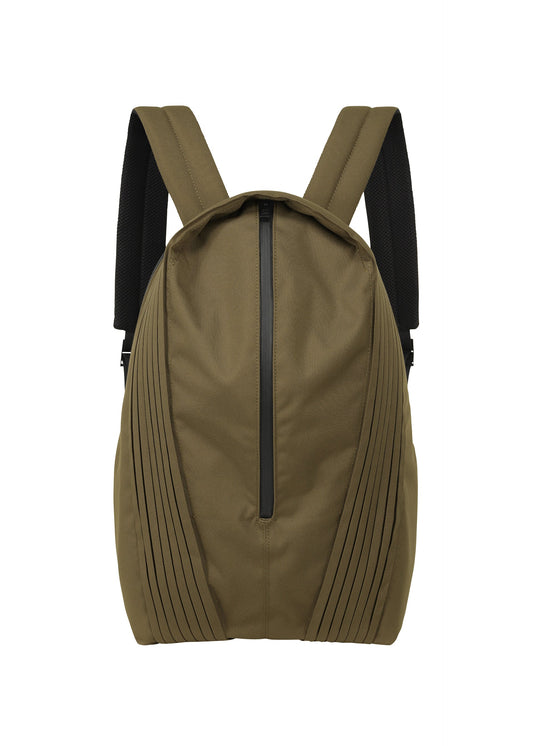 A product shot of the IM MEN ORGAN bag in khaki (65).