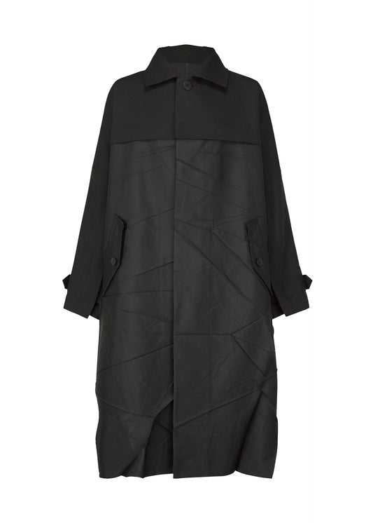 A product shot of the IM MEN HIDING coat in black (15).